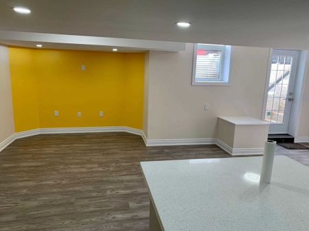 For Lease - 227 Nautical Boulevard Unit# B, Oakville, Ontario - Photo 3