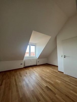 Leben in Laim: ausgebaute 3-Zimmer-Dachgeschoss-Wohnung - Foto 1