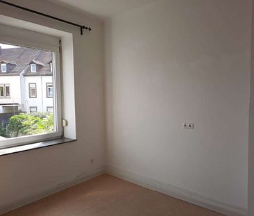 3 Zimmer-Altbauwohnung mit Balkon in der Innenstadt - Foto 5