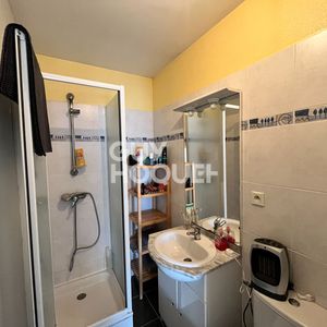 Location Appartement 2 pièces 35m² - Photo 2