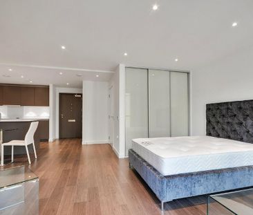 Studio to rent - Photo 2