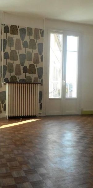 COUTANCES, centre ville - Photo 1