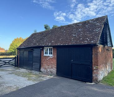4 bedroom detached house to rent - Photo 3