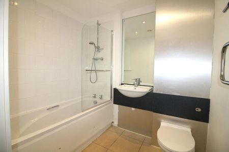 2 bedroom apartment to rent - Photo 2