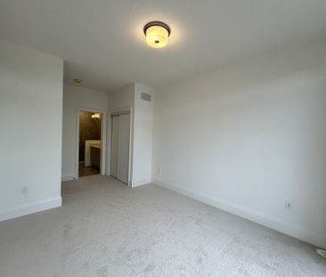 For Lease - 3303 Taha Gardens, Oakville, Ontario - Photo 6