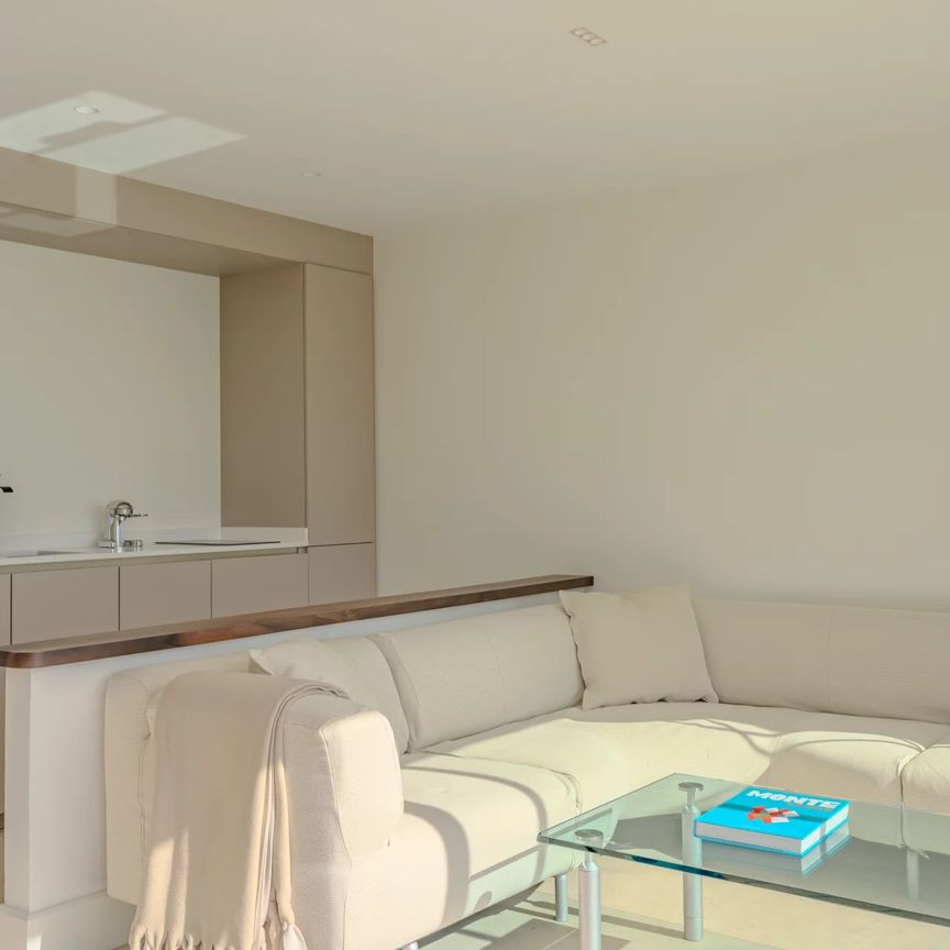 Tout savoir sur cette maison dans le quartier Village-Cros de Caste-Coupiere-Mont Gros, à Roquebrune-Cap-Martin - Photo 1