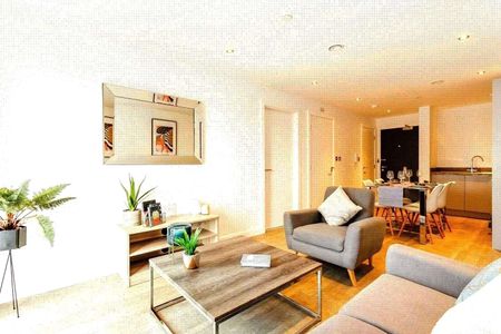 AVAILABLE DEC 23RD! | SOUGHT OUT DEVELOPMENT | IN HIGH DEMAND | PARKING AVAILABLE | PRIME LOCATION | 24-HOUR CONCIERGE | RESIDENTS GYM | BLEND OF COMFORT AND CONVENIENCE - Photo 4