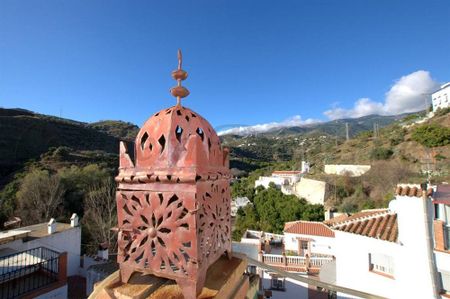 Townhouse in Árchez, Inland Andalucia at the foot of the mountains - Photo 3