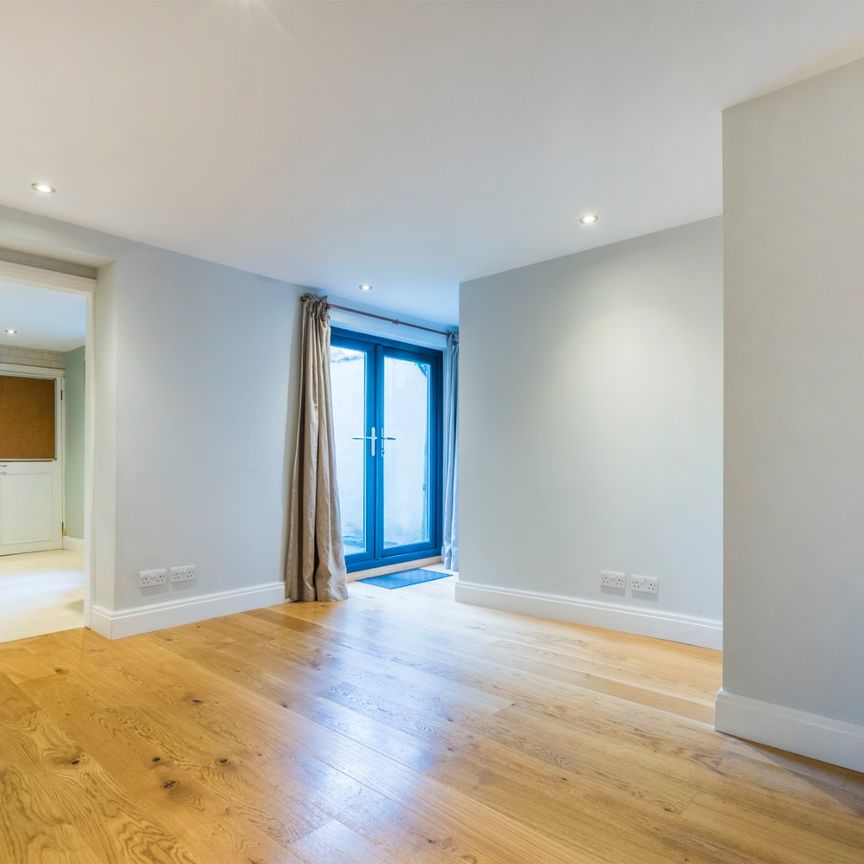 1 bedroom property to rent - Photo 1