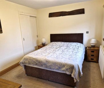 2 bedroom detached house to rent - Photo 5