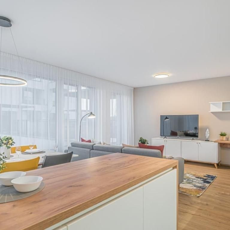 Pronájem bytu 3+kk 87 m2 - Fotografie 1