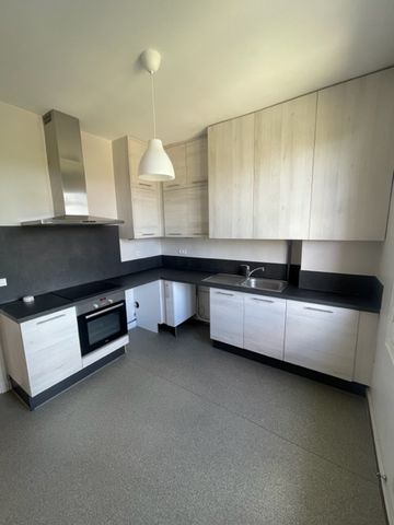 Location Appartement 5 pièces 144m² MELUN 77000 - Photo 5