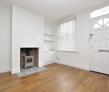 2 bedroom terraced house to rent - Photo 4