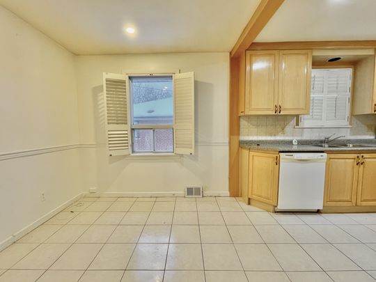 For Lease - 14 Madawaska Avenue Unit# Main, Toronto, Ontario - Photo 1