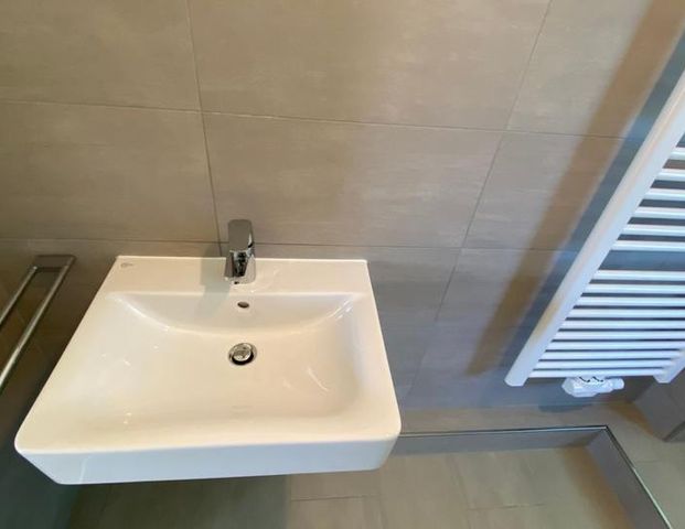 *** Hier wird fleißig gewerkelt! Attraktive 2-Zi.-Whg. zzgl. Mansarde in Schlossnähe! *** - Photo 1