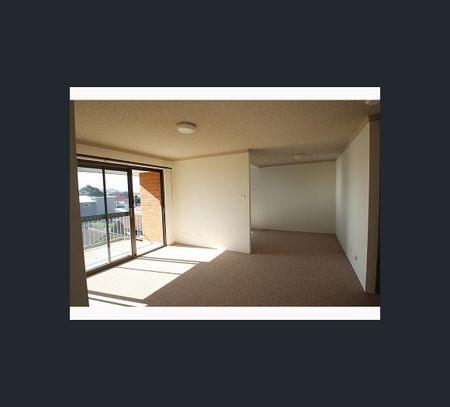 4/11 Morgan Street, Merewether, NSW 2291 - Photo 2
