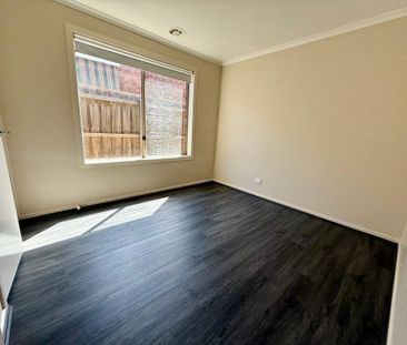 Cozy living family home - Photo 3