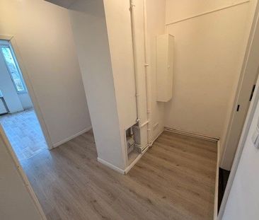 Großzügige 2-Zimmer-Erdgeschosswohnung mit Innenhoflage in Berlin R... - Photo 3