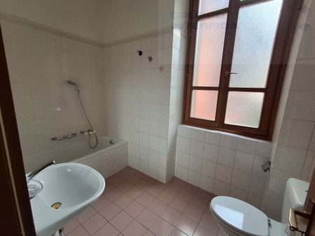 LUMINOUS APARTMENT - FIRST RENT FREE - Photo 5