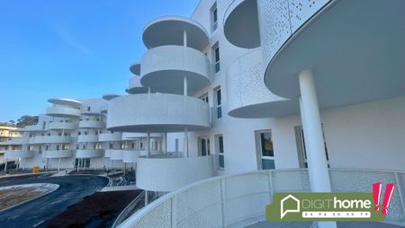 Location Appartement 3 pièces 68m² LA SEYNE SUR MER 83500 - Photo 4