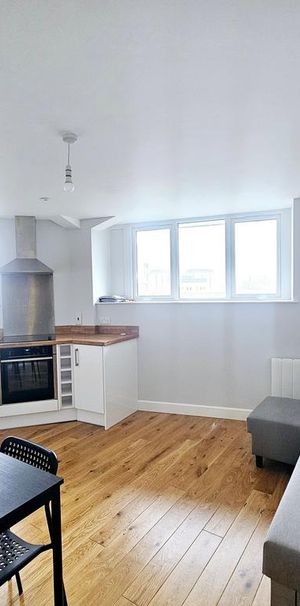 1 bedroom flat to rent - Photo 1