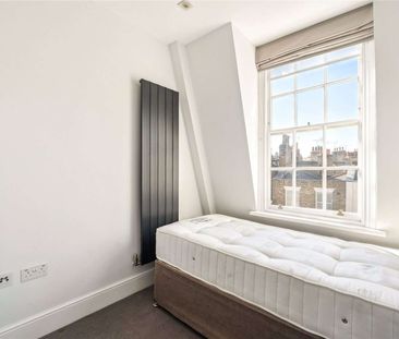 EXCLUSIVELY MANAGED BY SAVILLS. PET FRIENDLY. HMO APPROVED. Discove... - Photo 5