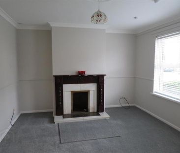 14 James Street, Lurgan, BT66 6BS - Photo 2