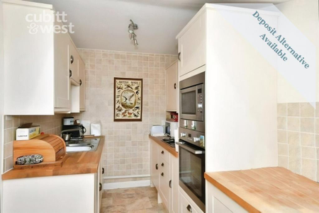 1 bedroom retirement property to rent - Photo 5