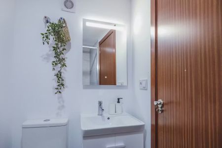 Plaça de Bisbe Benlloch, Torrent, Valencian Community 46900 - Photo 5