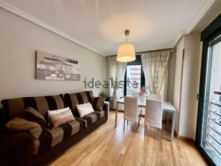 Alquiler de piso en Calle Alfonso III el Magno - Photo 3