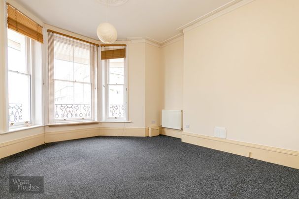 2 bed flat to rent in Warrior Square, St Leonards-on-Sea - Photo 1