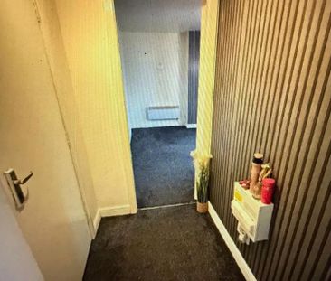 1 bedroom house of multiple occupation to rent - Photo 6