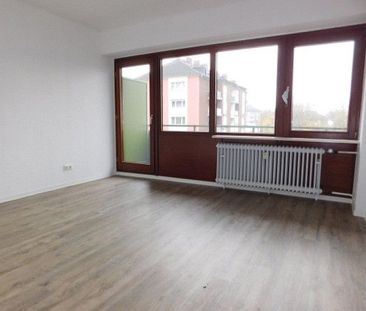 Renoviert und bezugsfertig... große 3-Zimmerwohnung mit Balkon und ... - Photo 3