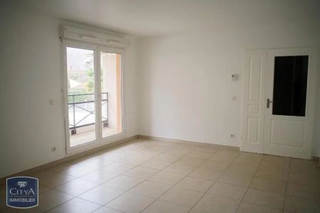 Appartement à louer 3 pièces 70.65m² - Photo 2