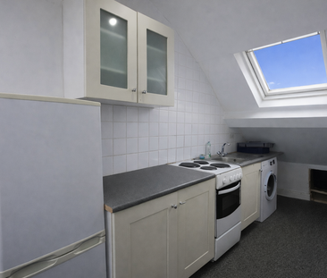 Studio to rent - Photo 6