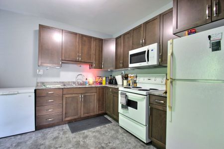 74 Edward, Moncton, NB, E1A 3Y9, Canada - Photo 5