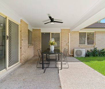 Perfect Family Home - 2 mins from School - Available Now - Photo 6