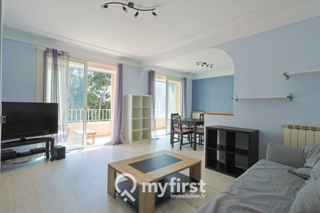 Location Appartement 3 pièces 71m² TOULON 83000 - Photo 3