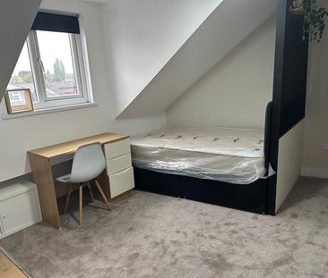 Studio Flat, Teignmouth Road, B29 - Photo 3