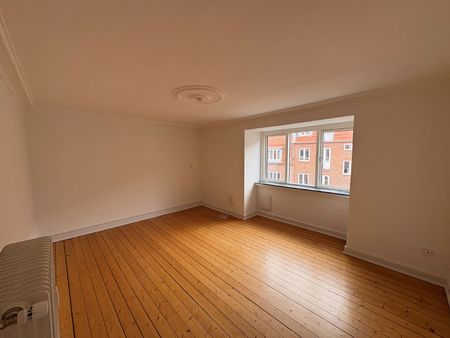 Skøn 3-værelses lejlighed i hjertet af Vestbyen i Aalborg - Photo 3