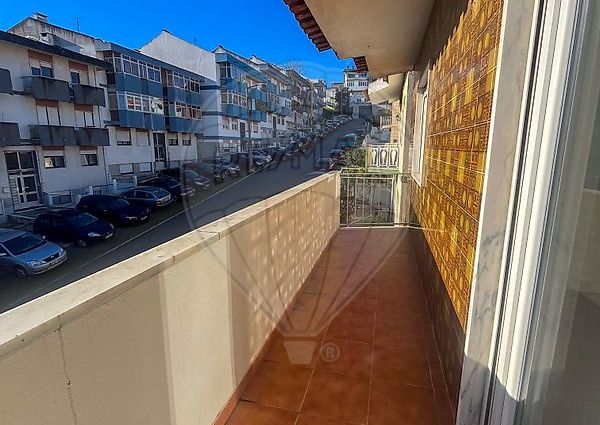 Apartamento T3 em Lisboa