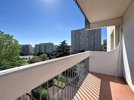 Appartement T4 NEUILLY SUR MARNE à louer - Photo 3