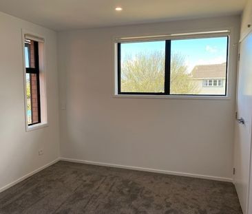 6/3 Milne Crescent, Taita - Photo 6