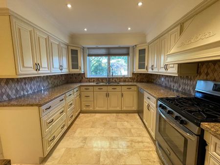 For Lease - 171 Pleasant Avenue, Toronto, Ontario - Photo 5