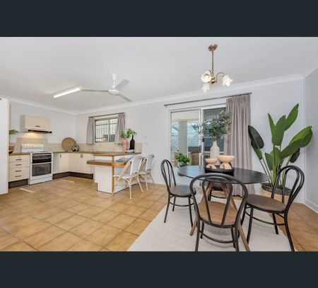20 Rossato Crescent, Rasmussen, Qld 4815 - Photo 3