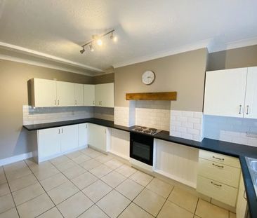 Nantgaredig, Carmarthen, SA32 - Photo 3