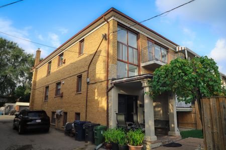 For Lease - 152 Overbrook Place Unit# Bsmt, Toronto, Ontario - Photo 3