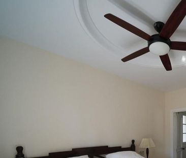 6 bedroom luxury Villa for rent in Nueva Andalucia, Andalusia - Photo 1