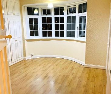 2 bedroom semi-detached house to rent - Photo 5