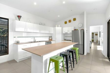 27 Lake Close, Port Douglas QLD - Photo 2